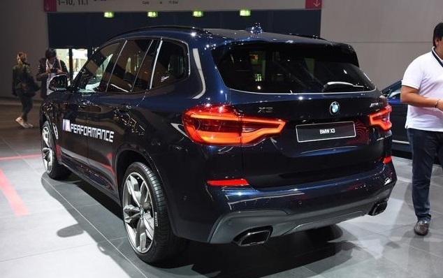 「宝马X3」宝马旗下的“黑马”车型,2.0t配8at,月销量超万台,真成功