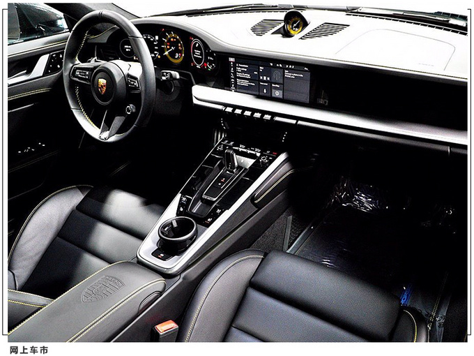 保時捷911 Turbo S實拍曝光！搭金色輪轂+碳纖維車頂 3秒內可破百-圖9