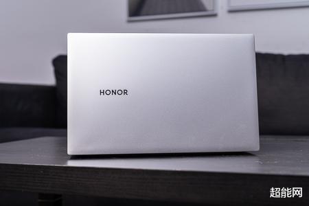 OLED|荣耀MagicBook Pro 2020锐龙版笔记本体验：平凡外表下有颗强芯