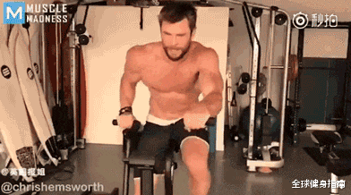 克里斯·海姆斯沃斯|增肌20斤又暴瘦20斤,迎娶大7岁女模,他性感的可不只是胸和臀!