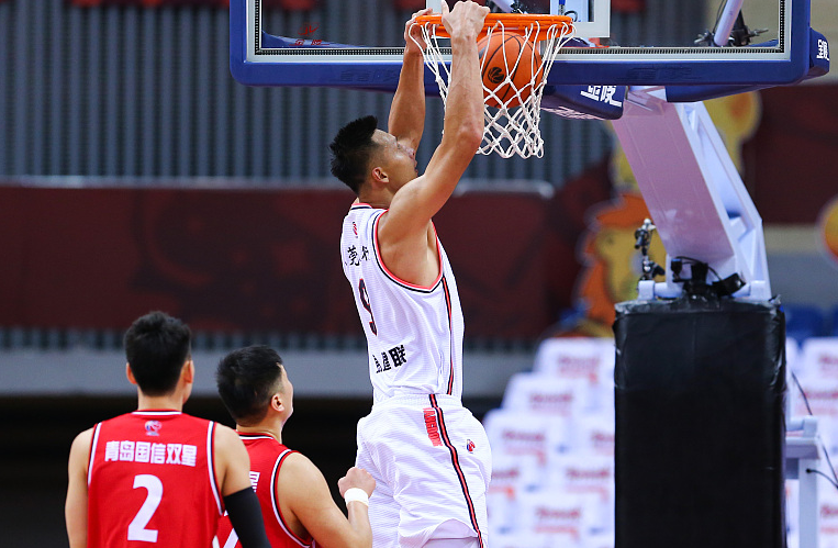 广东男篮|易建联肌肉拉伤！正式确定缺席半决赛，宏远危机四伏