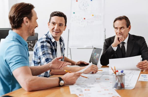 ▲如果领导无意中说了一句让你请客的话，高情商的你可以这样做！