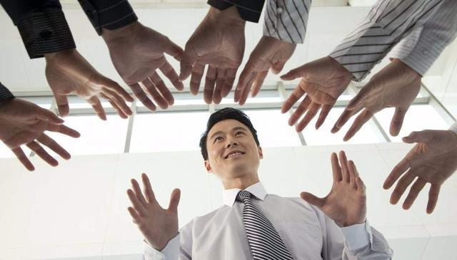 ##人到五十才明白,明明业务能力强却当不了领导,原因仅仅是这3个