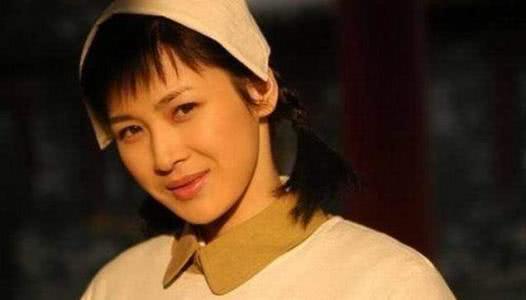 童蕾@《亮剑》女主被执行1.4亿无奈复出还债，180亿身家老公涉欺诈破产