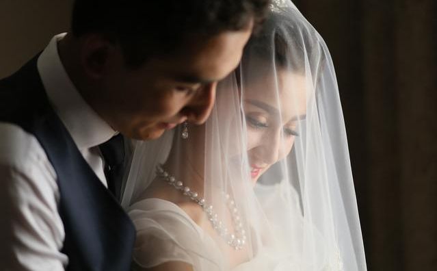 「生肖」这两个生肖做夫妻，是上等婚配，在一起幸福美满，恩爱到老！