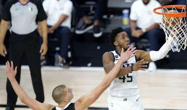 季后赛|季后赛！23岁后卫暴砍57+9+7+6，破35年伟大纪录，历史第3！