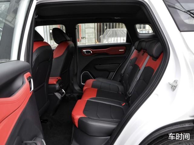 吉利汽车|吉利又成功了，上市首月拿下27000台，号称小路虎，比宝马还帅