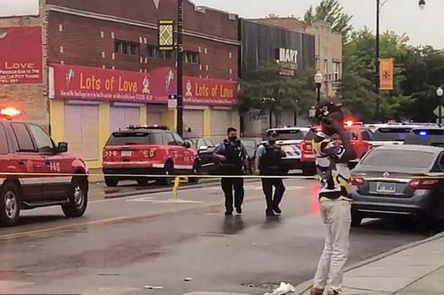 宁德|芝加哥葬礼发生枪击案至少14伤，目击者：到处是尸体，就像战场