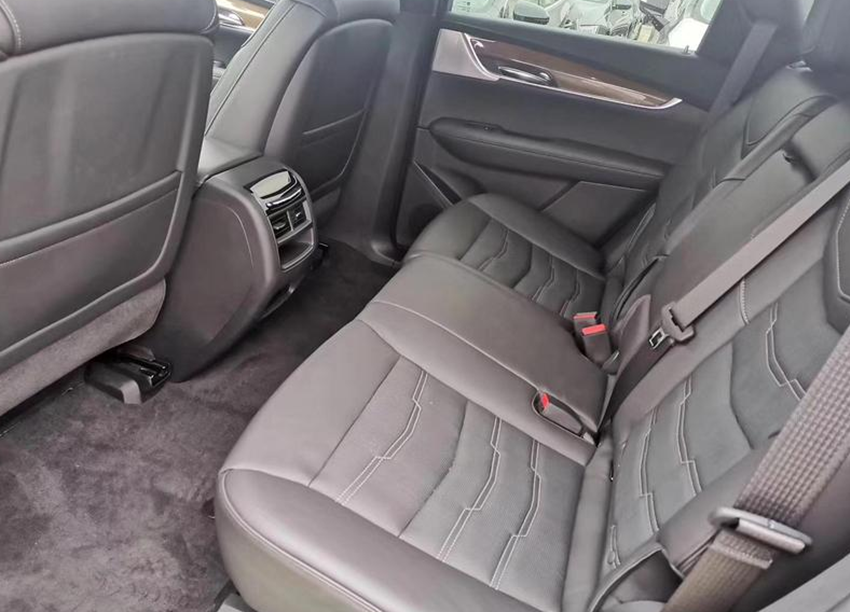 丰田汉兰达|迟早逼死汉兰达，从33万跌至26万，起步2.0T，30天狂甩9216辆