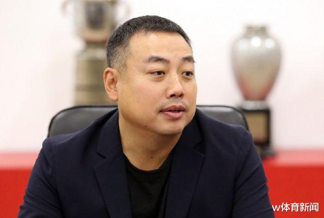 刘国梁|国乒新教头身份揭晓，因刘国梁离任出走海外，为回归执教拒绝续约