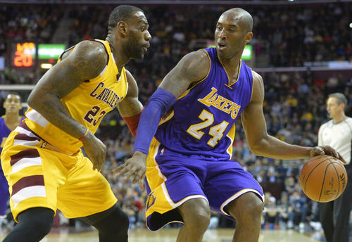 科比·布莱恩特|米切尔：科比和詹姆斯不在一个层次上面