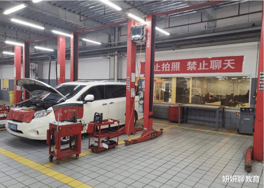 专升本|4个“就业难”的专科专业，如不幸被录取，最好选择“专升本”