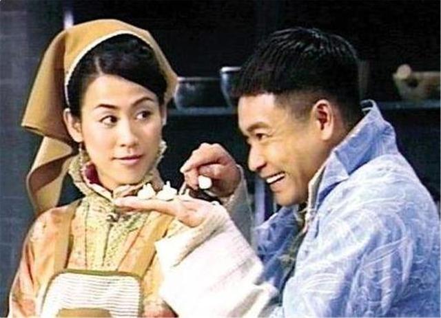 刘小慧|嫌弃前男友穷改嫁富豪,今47岁复出只能跑龙套,前男友却红得发紫