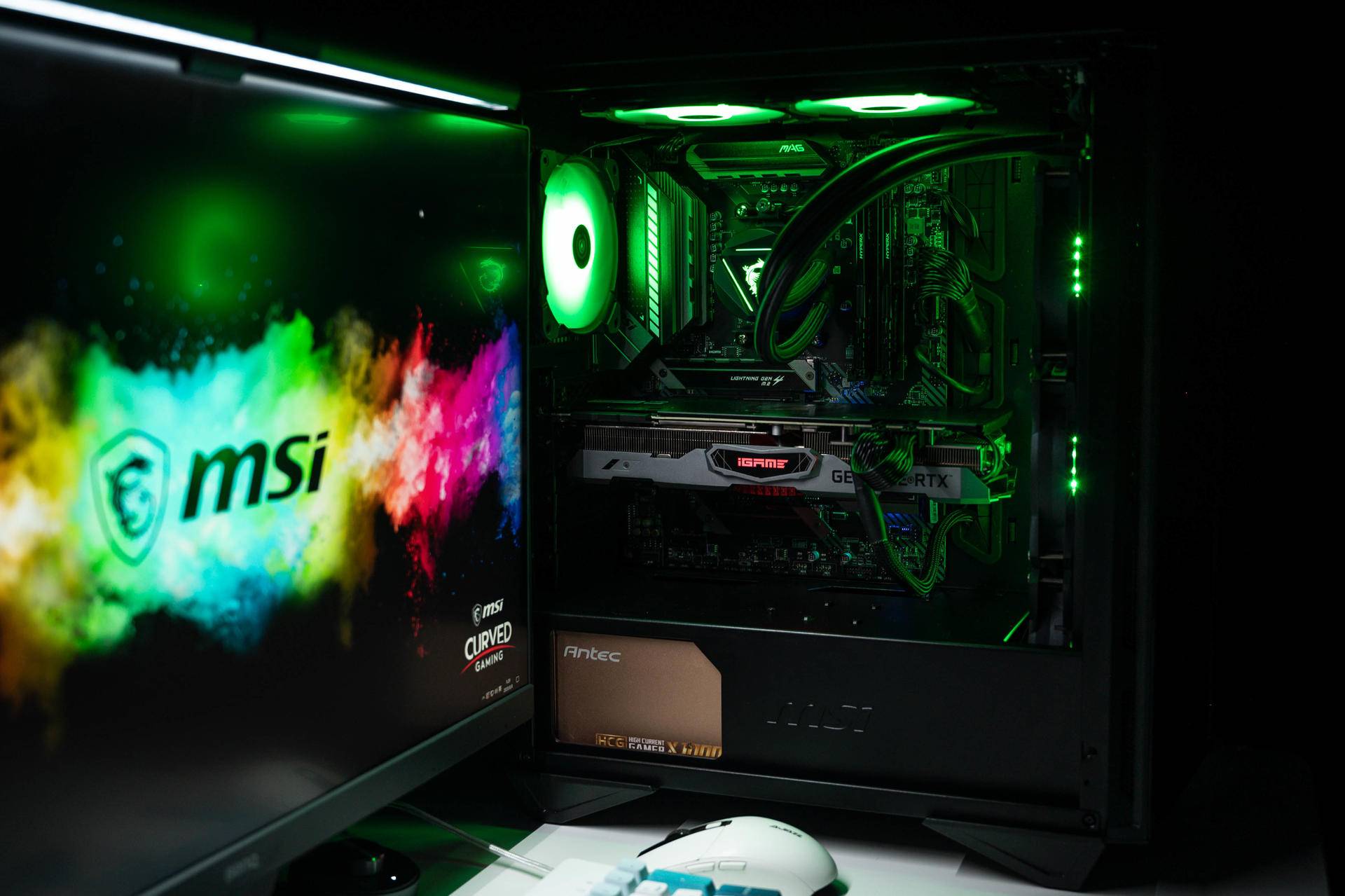 VR|微星氪金枪新品，MPG GUNGNIR 110R中塔机箱