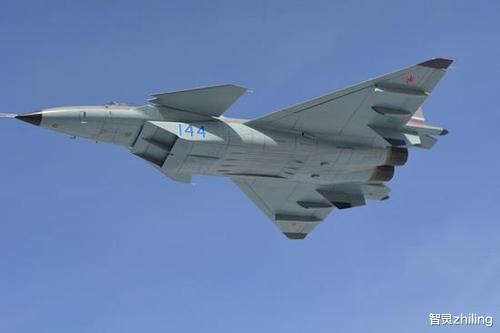 米格|苏联科技的巅峰,被人遗忘的五代战机:米格MFI重型战斗机