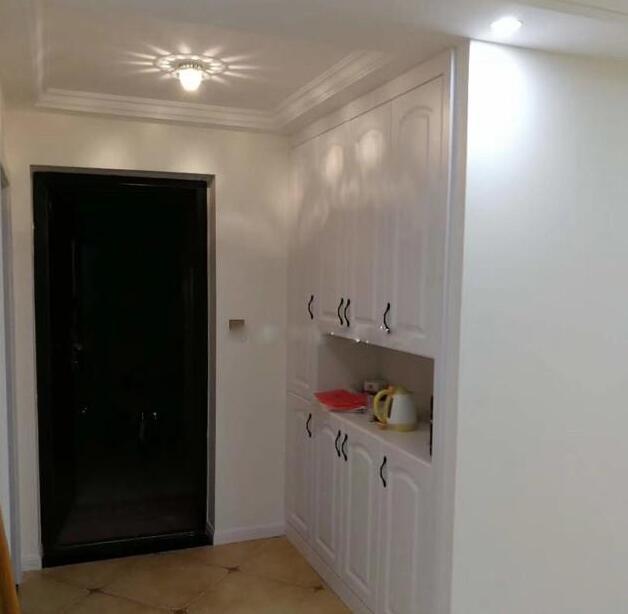 |新房装修完工,老公亲自打出来的柜子,谁见了都问:在哪买的柜子