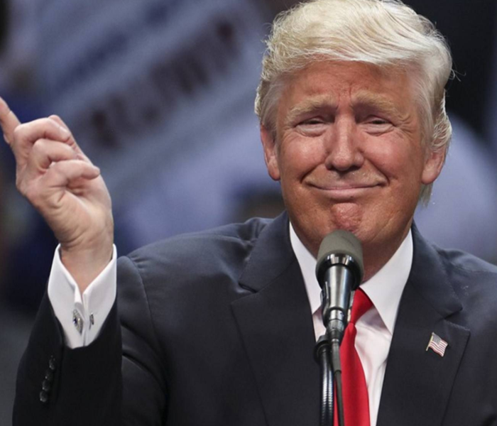 芯片|在暴跌1000亿美元后，特朗普终于“坐不住”了！恢复芯片供应！