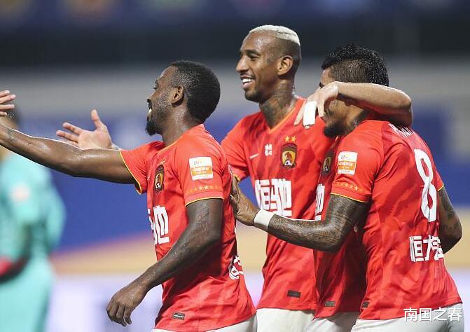 江苏苏宁|中超第9轮最佳阵容：苏宁2人，大连2人，武汉2人，恒大1人！