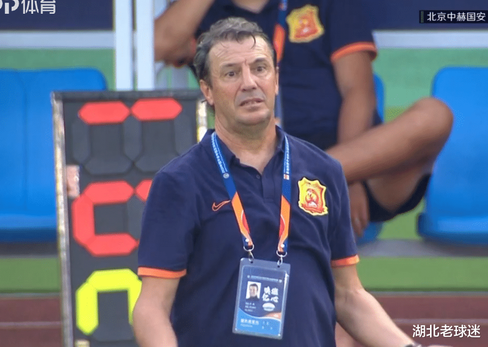 何塞|糟糕的换人？何塞给了武汉卓尔球迷惊喜，最强U23原来就在阵中