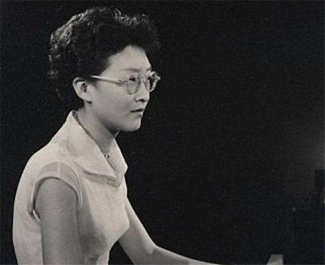 四大天王|顾圣婴：年少成名响彻乐坛，30岁和家人共同轻生，葬礼上尸骨无存