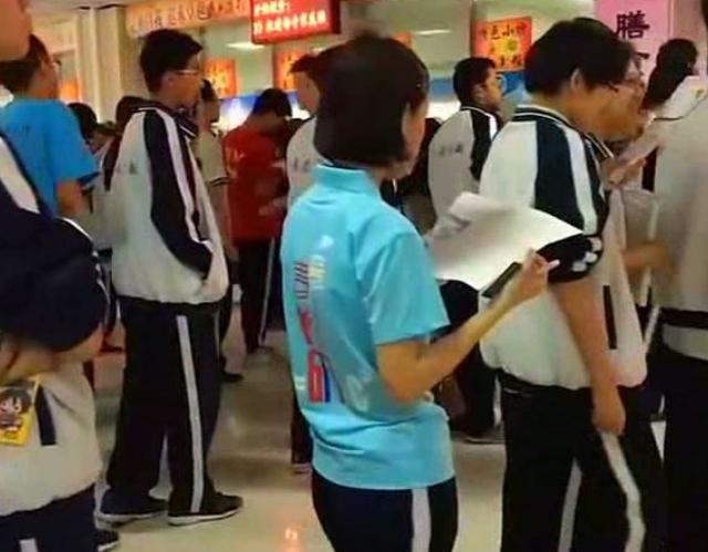 李玫瑾|李玫瑾:这代人不疯才怪!5张图看孩子学习日常,父母看了会心疼