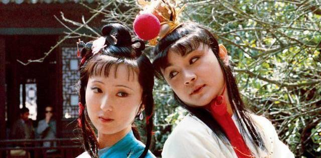 欧阳奋强@晚节难保,87版贾宝玉扮演者“炫耀”逃离北京挨批,形象大跌