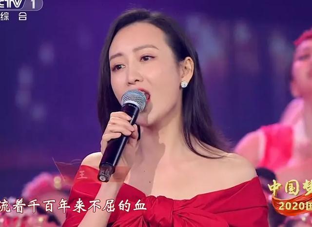 迪丽热巴|国庆晚会怼脸拍：唐嫣苹果肌抢镜，热巴脸变长，关晓彤状态最好