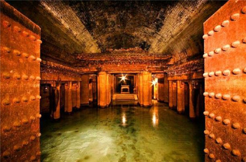 古人智慧|古墓中的长明灯为何能“千年不灭”？现在燃烧最久的已有1584年