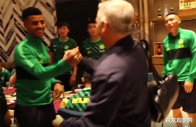 北京国安|国安将谢晖身上的气 全撒在毛剑卿身上！6-1狂胜，御林军四喜临门