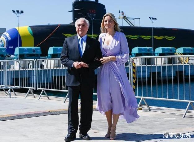 『巴西』可惜了！巴西第一夫人国色天香，与大43岁总统老公同框却像祖孙俩