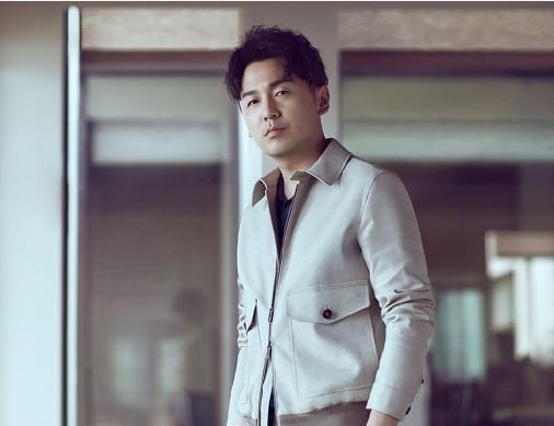 『张艺兴』张艺兴又有新剧开拍，二人刚录完《极限挑战》，再次合作缘分不浅