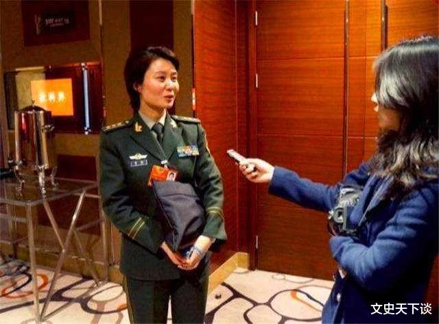 文史天下谈|中国女特警雷敏：57秒徒手爬五层楼，如今是大校警衔，却嫁给保安