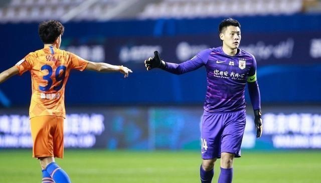 山东鲁能|山东鲁能离队大热门逆袭，已成关键球员，比一国脚还靠谱