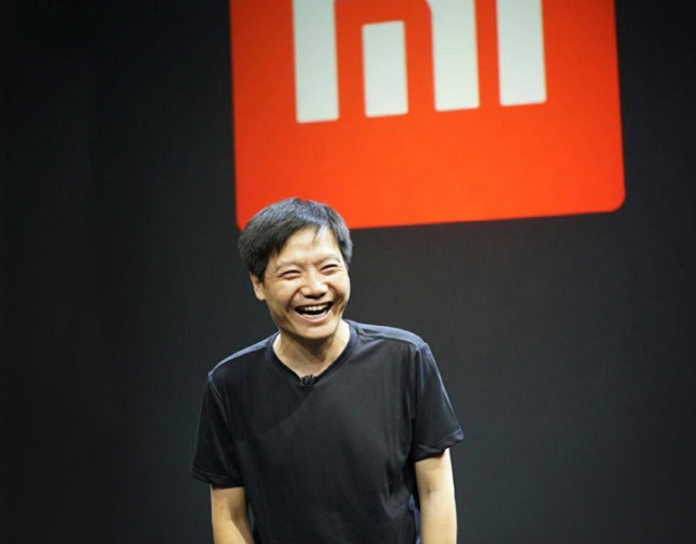 #机器人#雷军郑重声明：请大家不要再给小米手机贴膜，这是对我最大的侮辱！