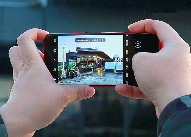 『华为Nova』终究要“低头”?华为5G手机再跌新低价,后悔买早的用户不在少数