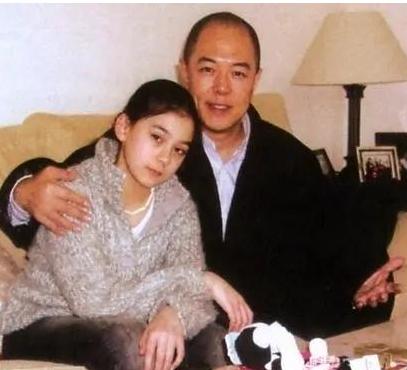 陈道明@比起四处留情张铁林，\装\了33年陈道明，说崩就崩的人生模仿不来