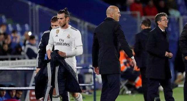 热刺|英超颤抖吧，热刺再升级，两翼齐飞加防反，穆帅这次无法甩锅了