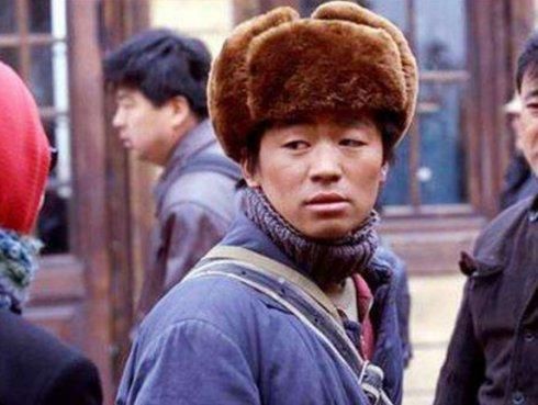 【王宝强】拍摄条件太苦演员跑了一半，找了个群演当主角获得影帝，人生一路开挂