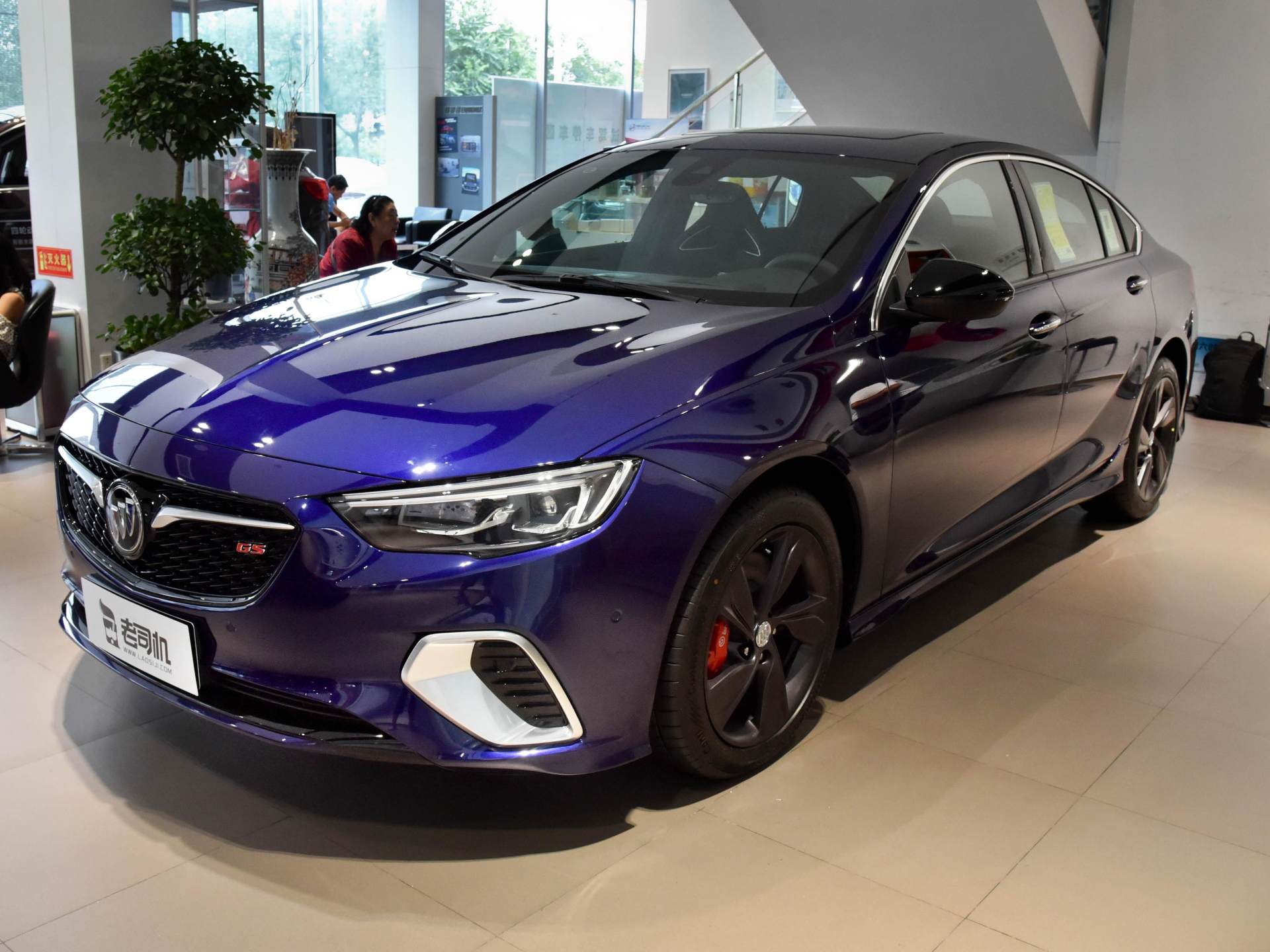 别克君威|别克君威销量回升了?消费者为什么为它买单?是运动吗?