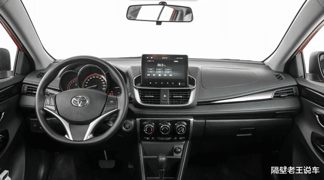 『SUV』仅售7.68万！这才是“丰田神车”，油耗4.9L，开10年也不动一螺丝