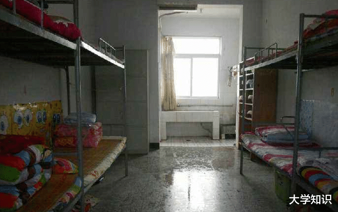 宿舍|大一新生们，这4个挑选宿舍床位的方法，你会吗？许多同学吃了亏