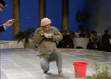 「陈佩斯」1998年春晚，朱时茂出现失误，陈佩斯表面淡定，内心如五雷轰顶