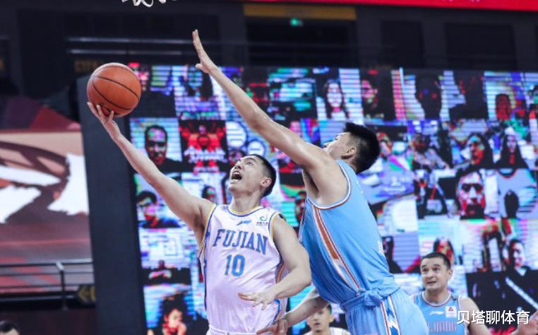 福建男篮|?新疆输给福建后，周琦惨被爆破！球迷怒喷：垃圾！你就是个笑话