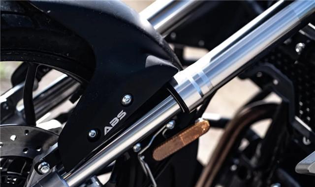 摩托|又一国产休旅摩托升级,标配ABS、胶体电池,15280元