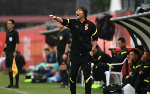 [上海申花]董路解读国足4-0申花！上半场才是重点，申花心态失衡，崔康熙失算