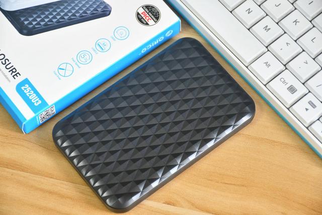 移动硬盘|升级固态后旧硬盘不要扔,装入硬盘盒做移动硬盘,资料随时看