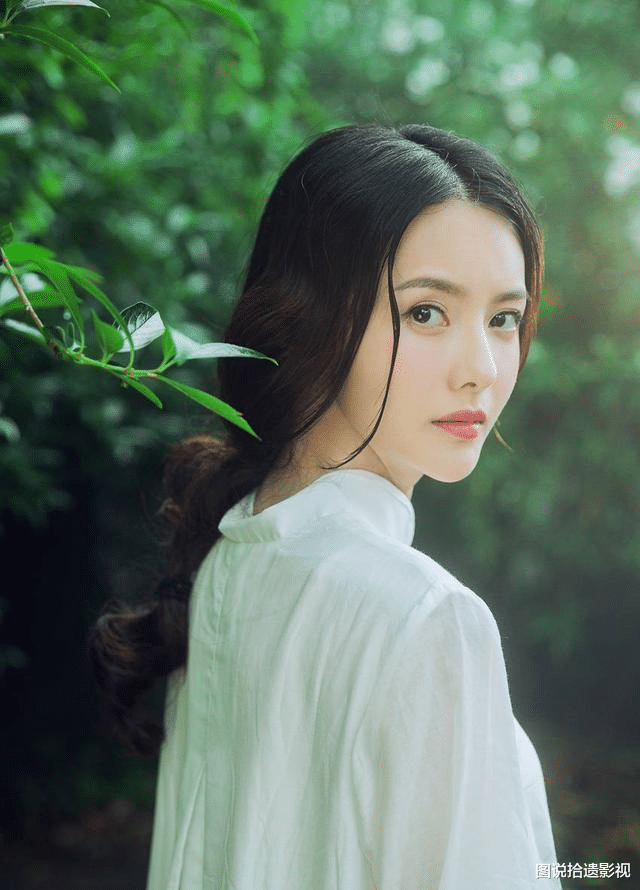 『张芷溪』别人捧不红自己,就自己花钱买原著、自己写剧本的女星改编聊斋的新戏杀青了