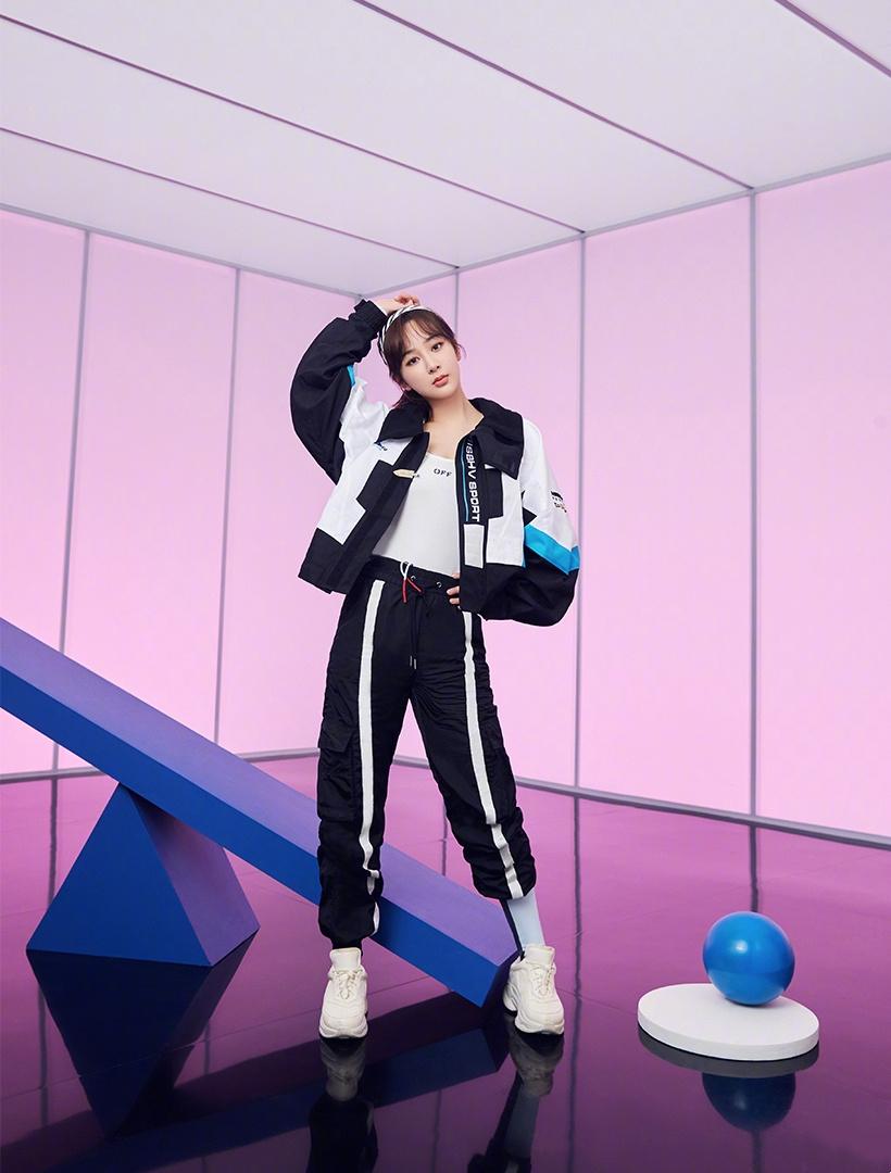 杨紫|杨紫的美不止在剧中，私服穿搭扬长避短，堪称穿搭界的“教科书”