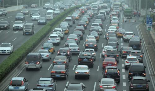 中国石油天然气集团|中石油6个月亏了300亿！收入明明全国第二，为啥还亏钱？钱去哪了