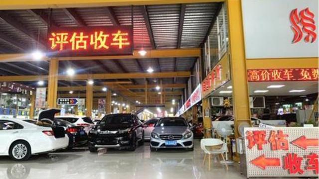 [宝马5系]浙江二手车市场惨状：宝马5系10万块没人买，谁之过？
